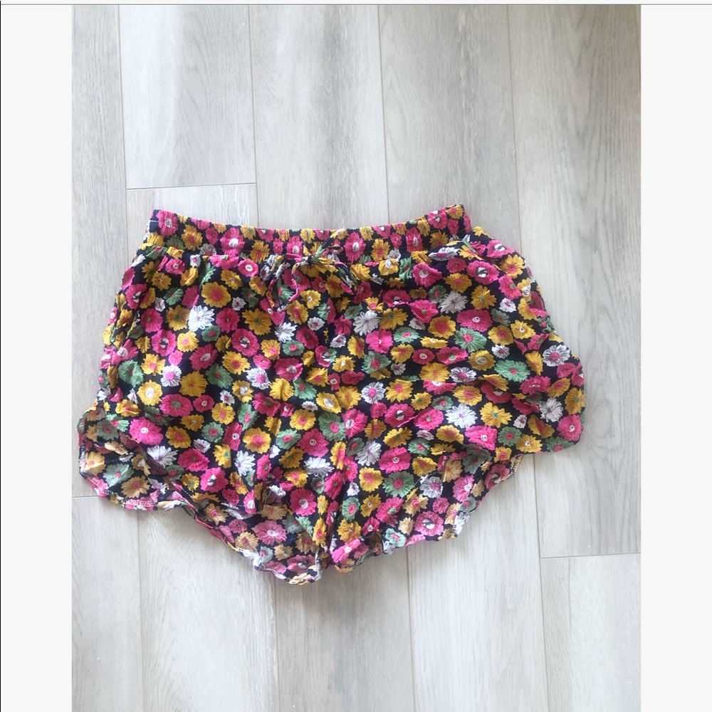 Comfy summer shorts  🌺🌸